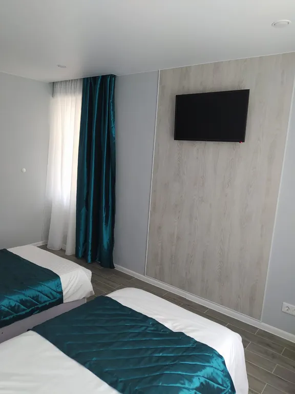 Номер в центре