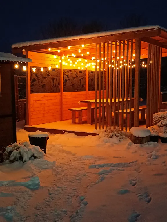 Дом с бассейном