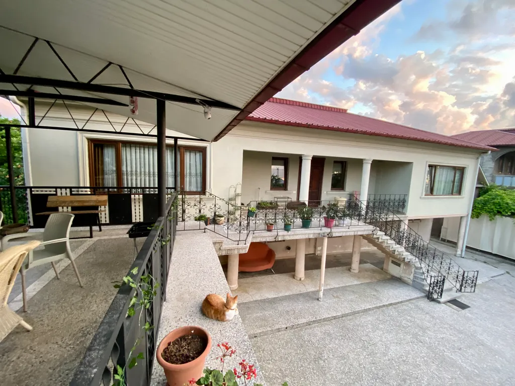 Коттедж Visteria House — аренда посуточно в Батуми
