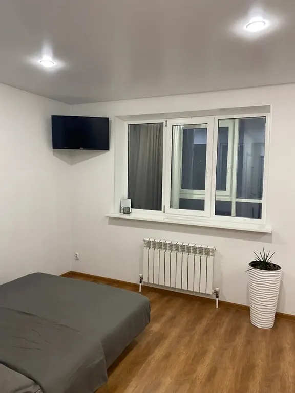 Свежая квартира-студия в Театральном