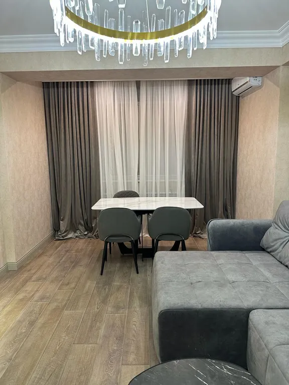 Дизайнерская квартира с видом на фонтан