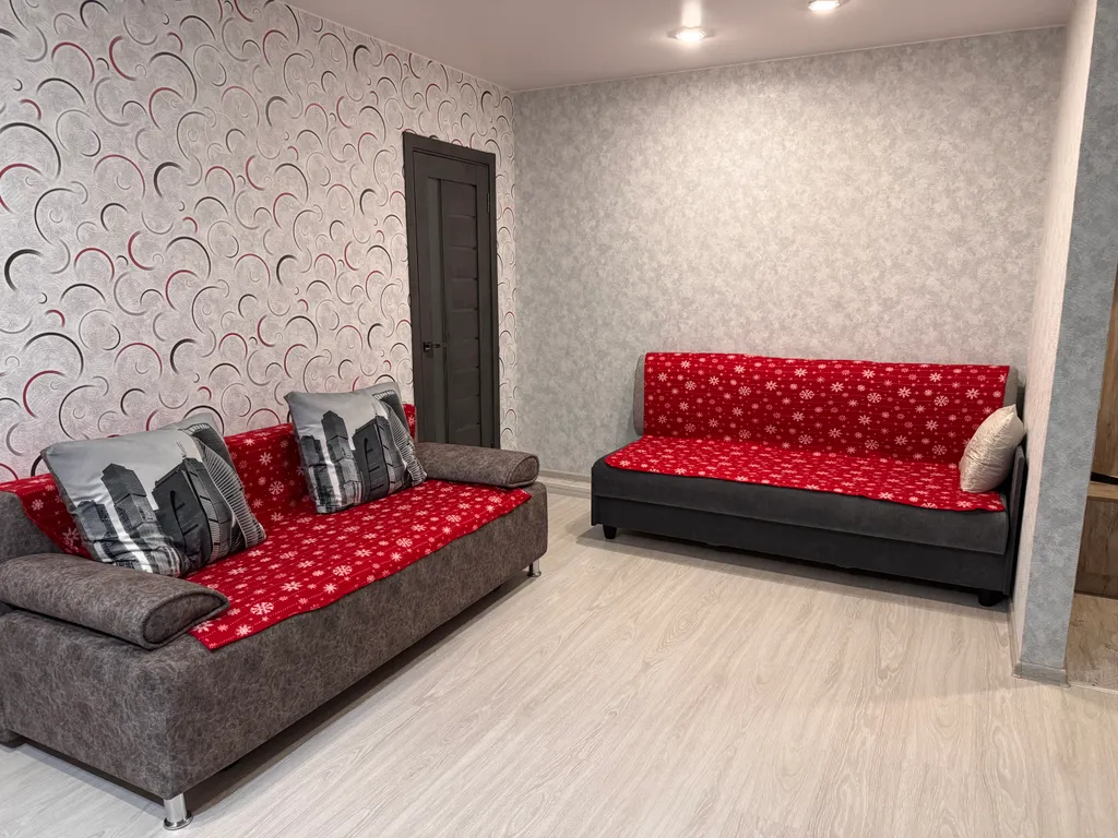 Квартира-студия двухкомнатная в центре города с видом на набережную