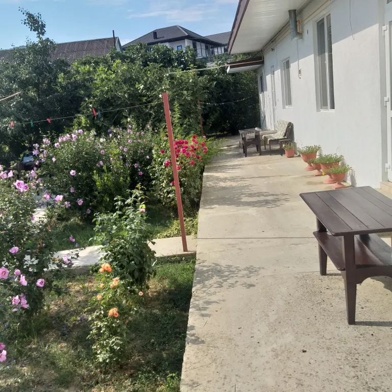 Коттедж Уютный домик в центре солнечной долины — Солнечная Долина