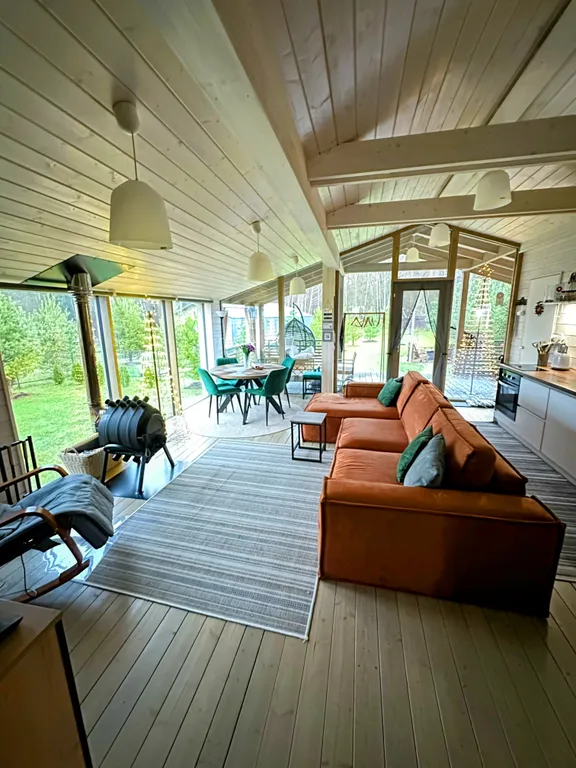 Дубльдом с видом на лес и городским комфортом в Капитан клаб