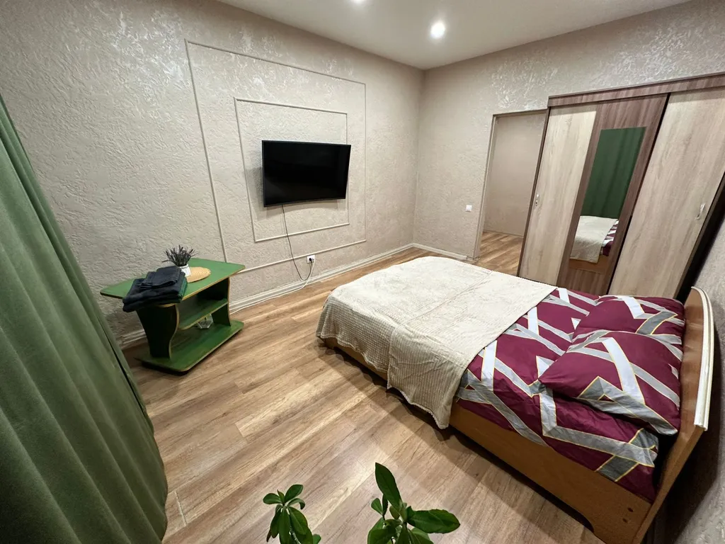 Квартира Уютные комнаты в историческом центре города — аренда посуточно в Киров