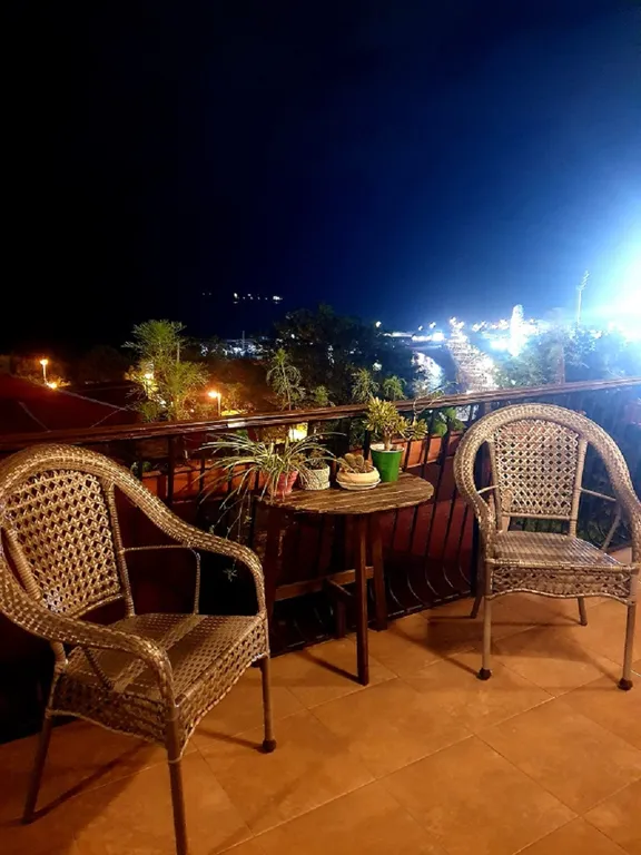 Где начинался город, с видом на море