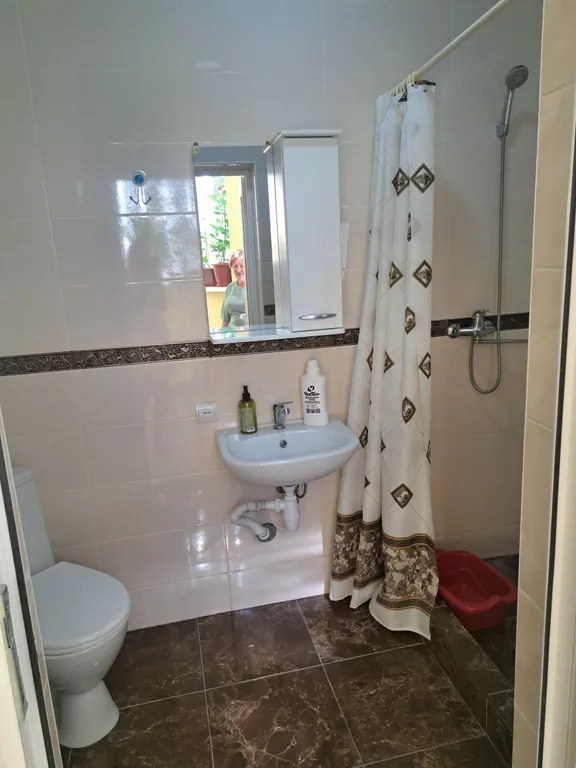 Уютный номер в центре с выходом на Кипарисовую аллею