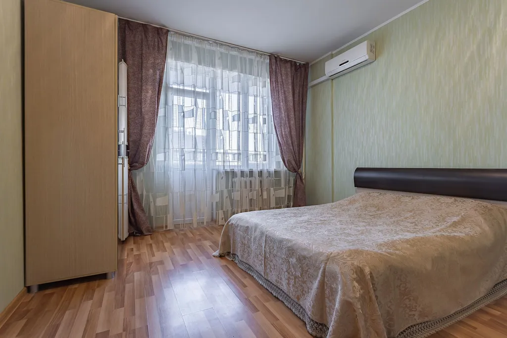 Квартира в центре города с видом на парк Пушкина у метро