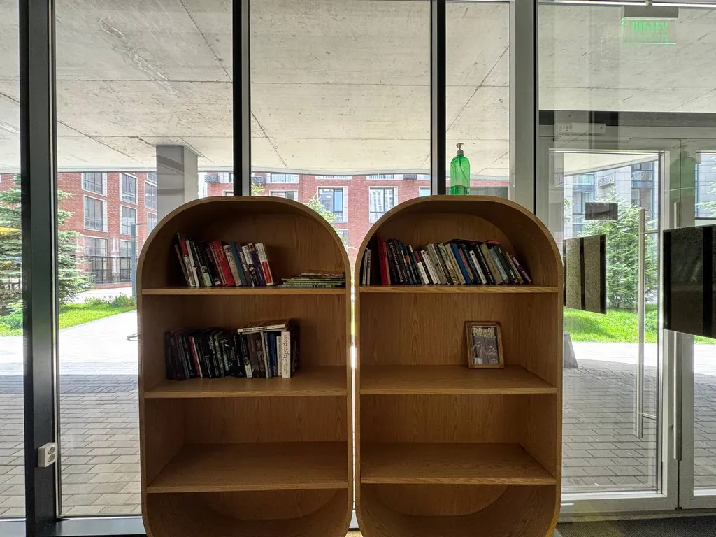 2-комнатная в жк 4you, рядом с тц Mega