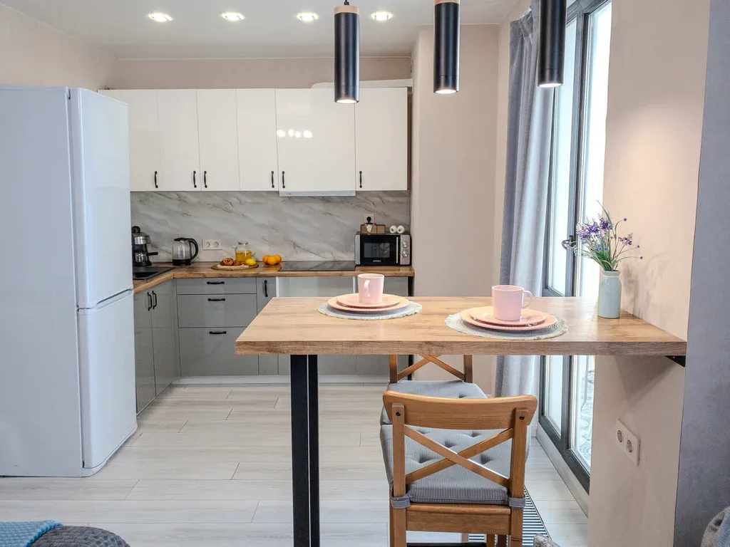 Студия с видом на Волгу