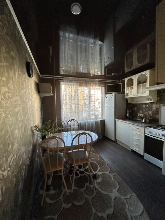 Квартира Квартира в хорошем районе — Ейск