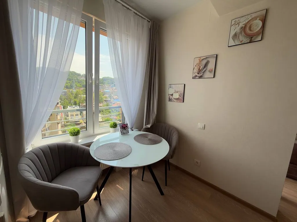 Просторная студия Восход для всей семьи с видом на море