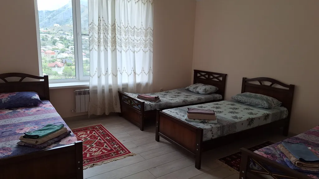 Домик на холме