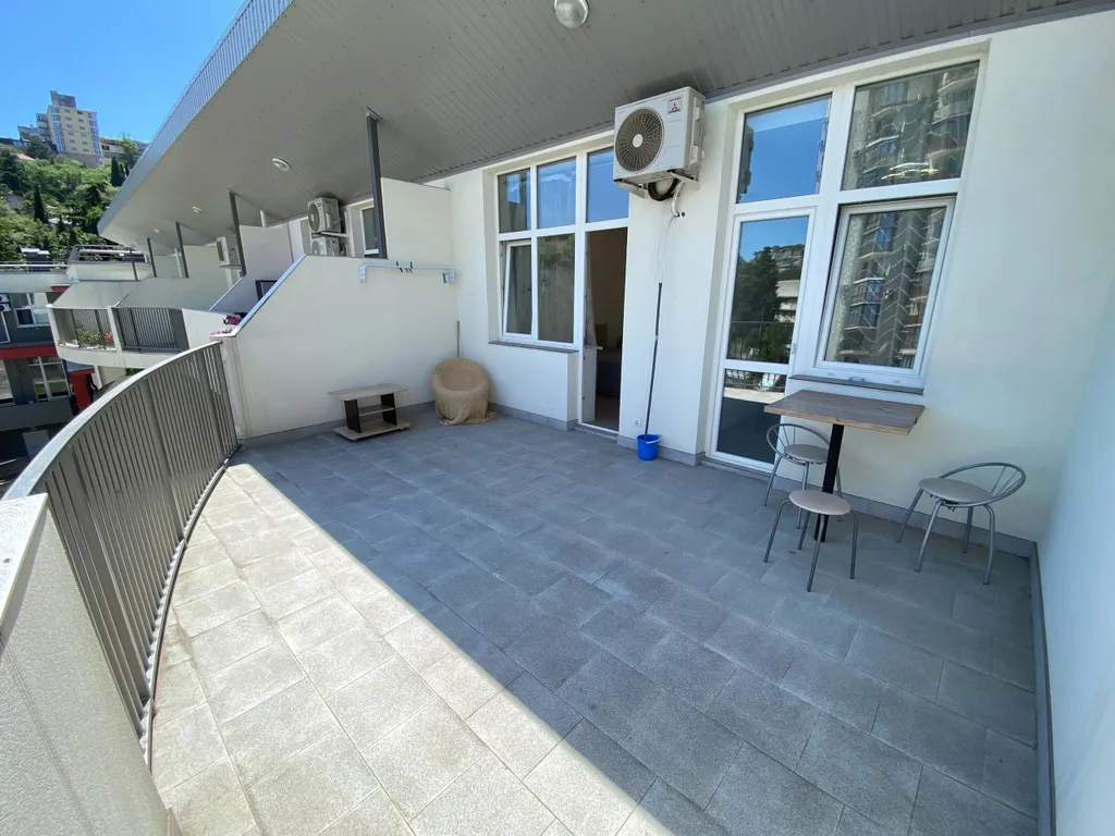 Уютная квартира с большой терассой