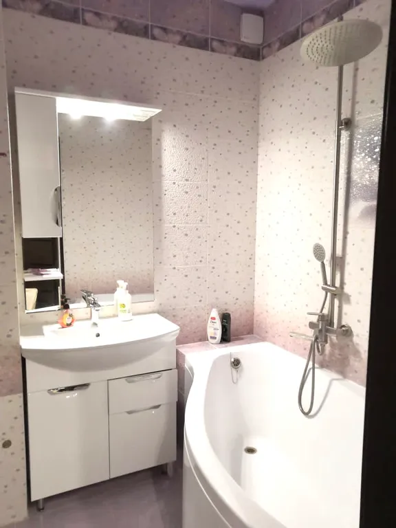 Уютная квартира, в центре города, рядом с трассой М4