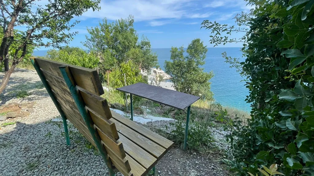 Квартира у пляжа "Изумрудный"