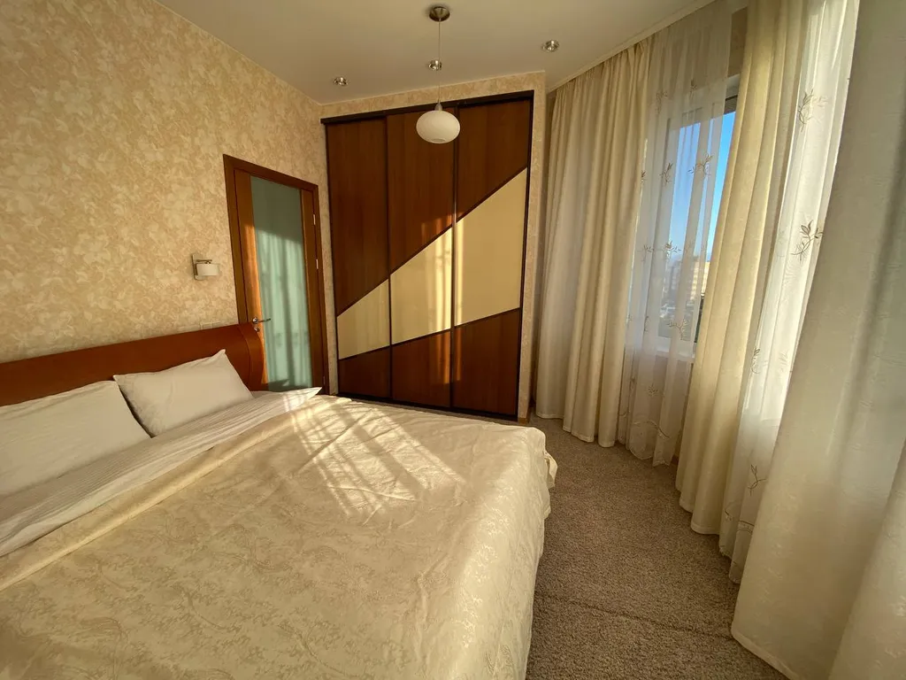 Евродвушка на Ларина