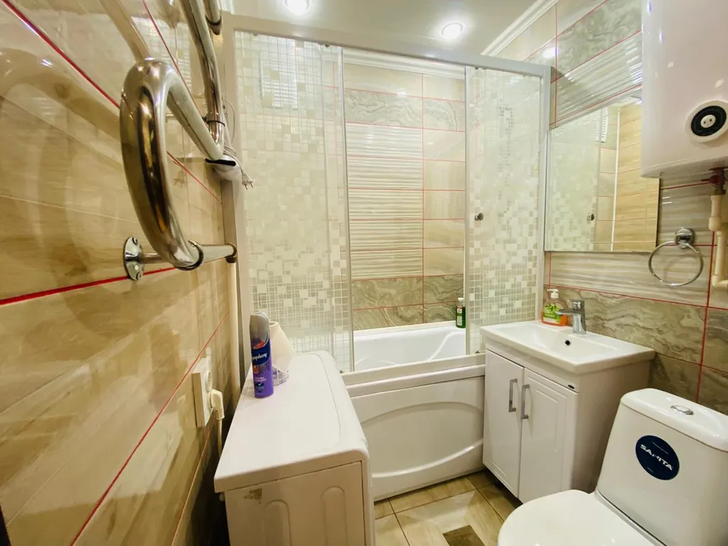 2-комнатная квартира в центре города с отличным ремонтом