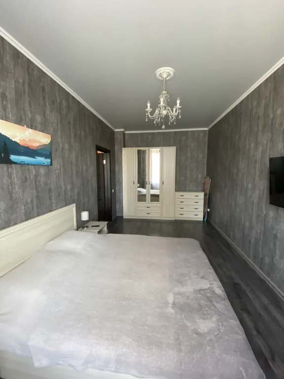 Тёплая уютная 2-х комнатная квартира с евроремонтом