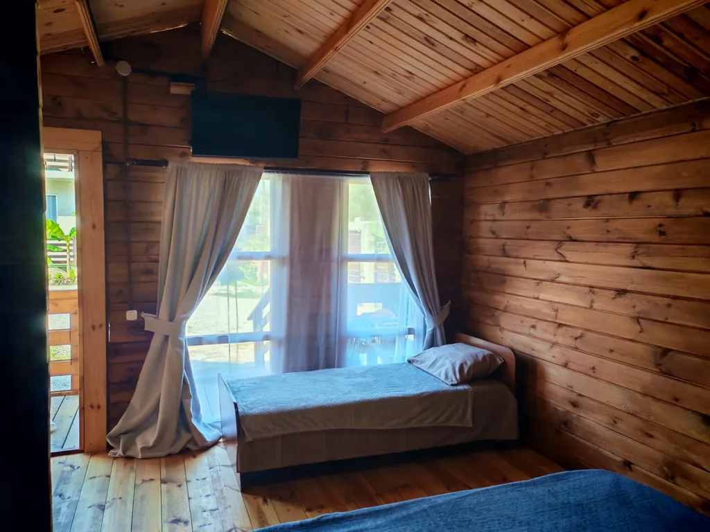 Коттедж Гостевой домик в прибрежной полосе — Пицунда