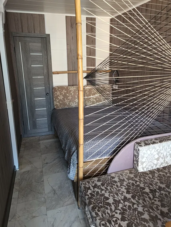 Домик на горке