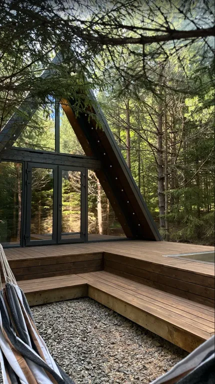 Коттедж Хвойный - треугольный дом в сосновом лесу — аренда посуточно в Пермь