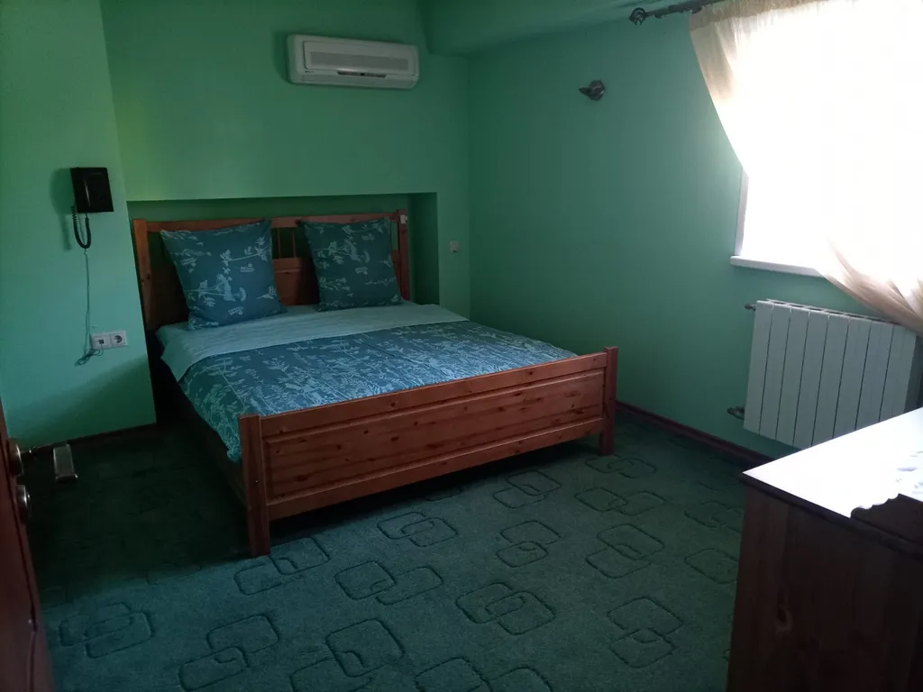 Атмосферный коттедж с дровяной баней и большим бассейном