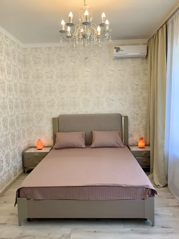 Коттедж Дом с большим бассейном в окружении леса, гор и реки — Горячий Ключ