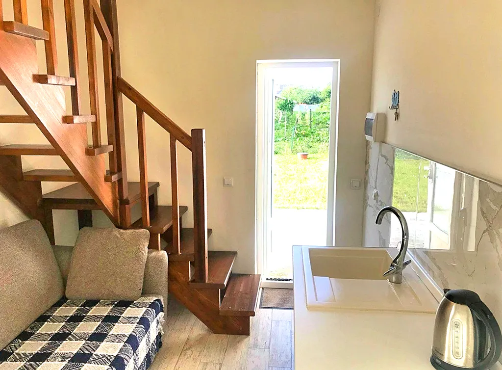 Коттедж Уютный домик для двоих с парковкой, SPAR на Аксакова 125 — Калининград