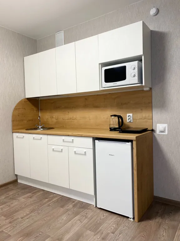 Студия с видом на Каму