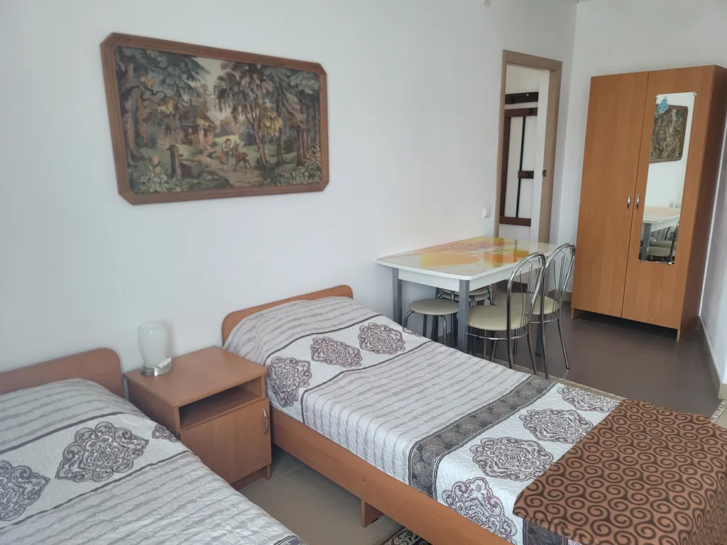 Квартира Квартира Двухкомнатные аппартаменты с кухней — Анапа