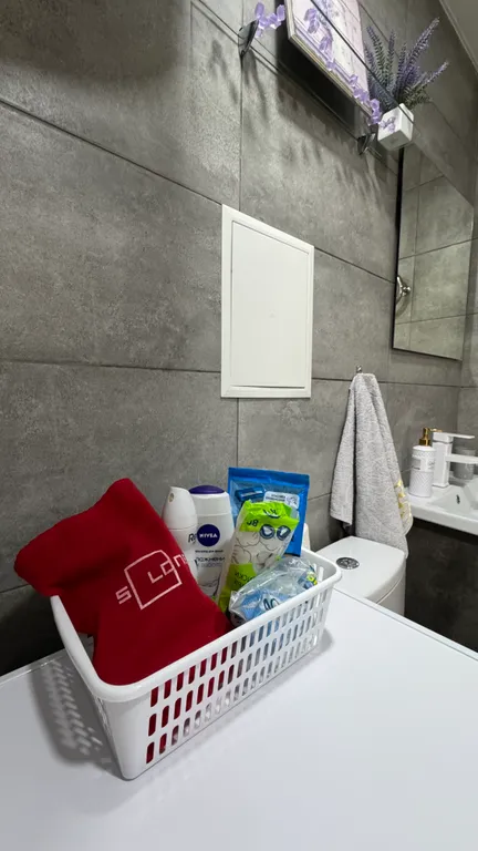 Большая шикарная квартира-студия в центре возле моря