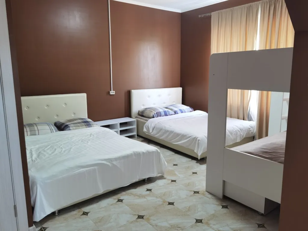 Квартира 2-комнатная Квартира — Кучугуры