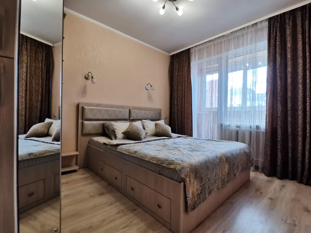 Просторная 2-ка возле Амфитеатра