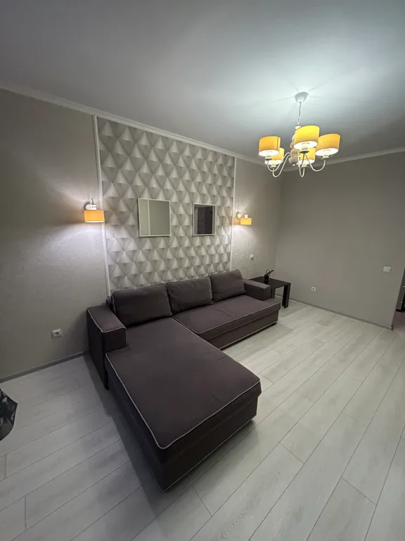 Двухкомнатная квартира у Нахимовского училища