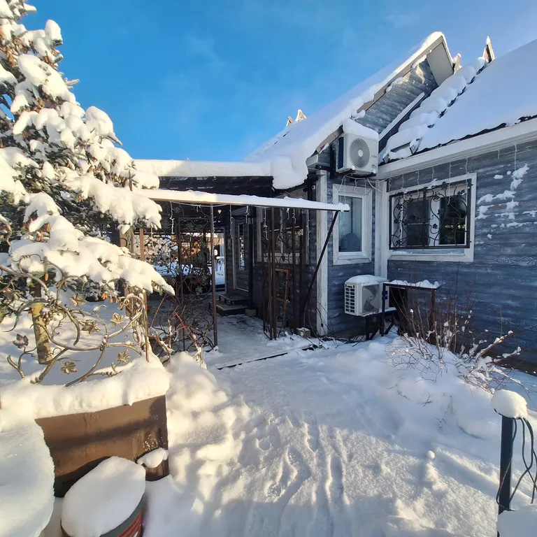 Коттедж Дом на озере Сенеж — аренда посуточно в Солнечногорск