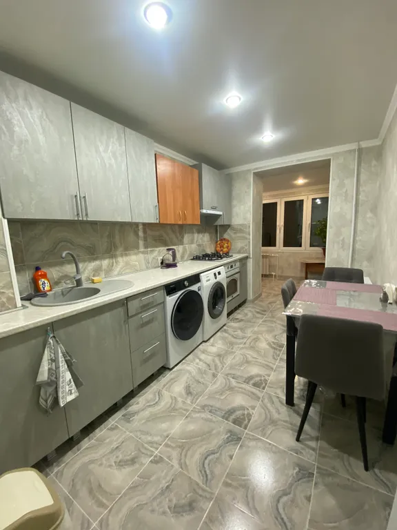 Светлая комната в гостевой квартире