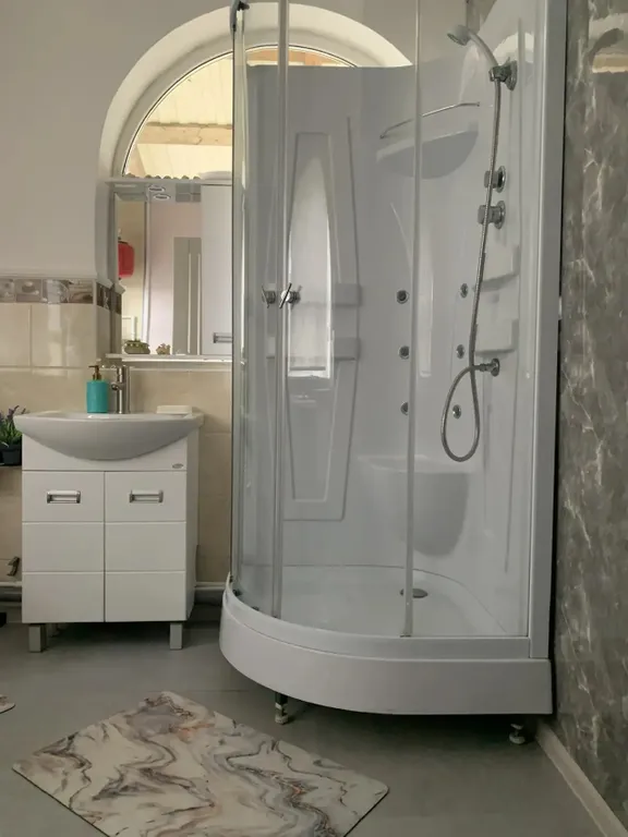 Коттедж Уютный домик недалеко от моря — Новороссийск