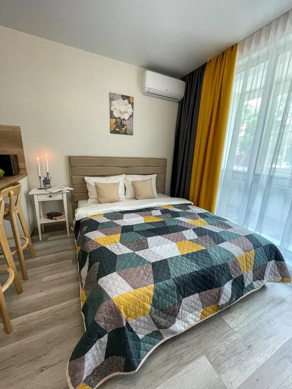 Квартира Шикарная студия с бесконтактным заселением — аренда посуточно в Артём