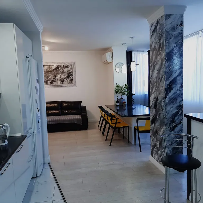 Квартира 4-комнатная Квартира — Анапа