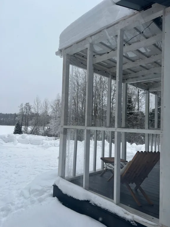 Уютный дом на берегу карельского озера