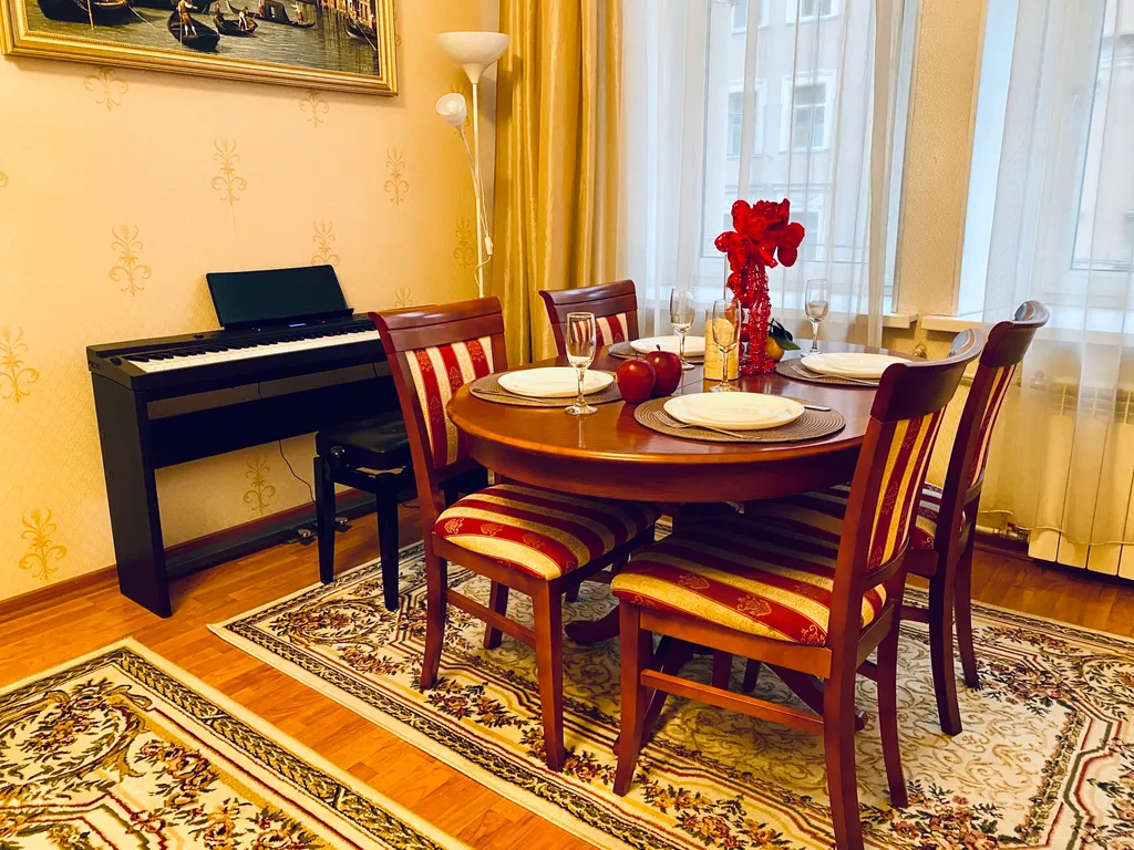 Квартира Уютная 3-к. квартира в сердце Петербурга (95,5 м², 3 кровати) — Санкт-Петербург