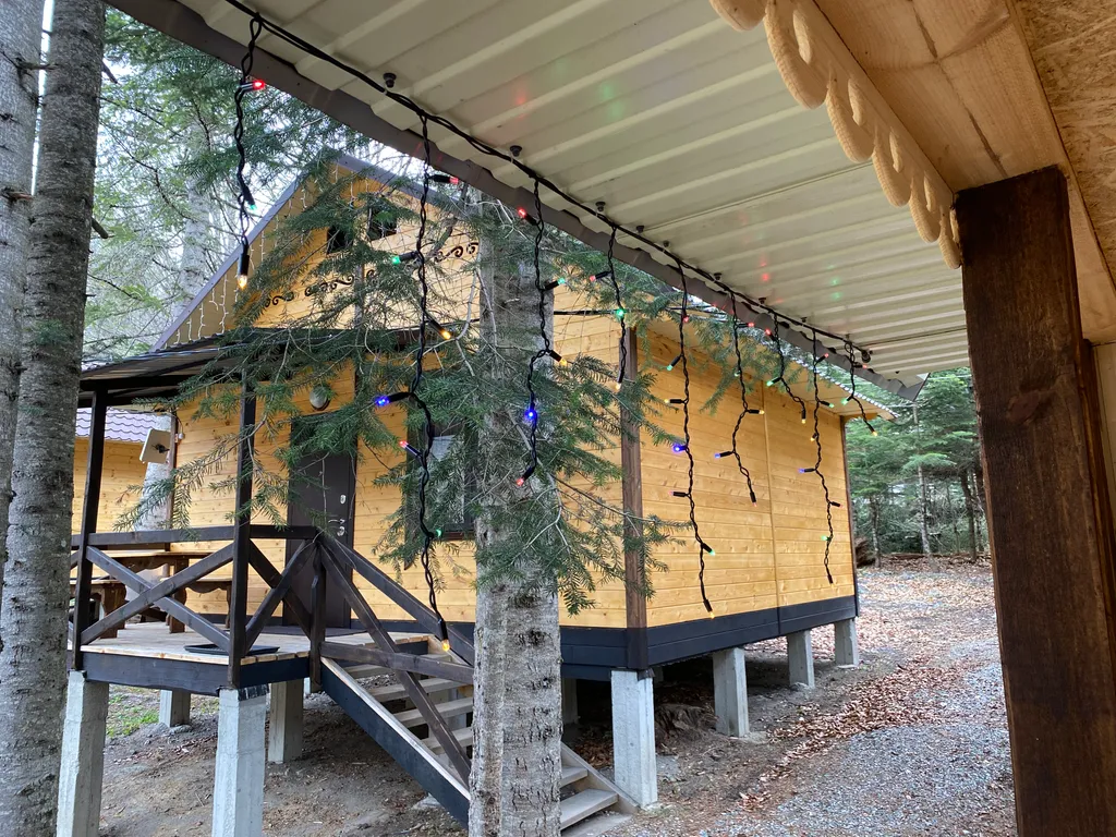 Коттедж Уютный домик-коттедж на лесной поляне — Архыз