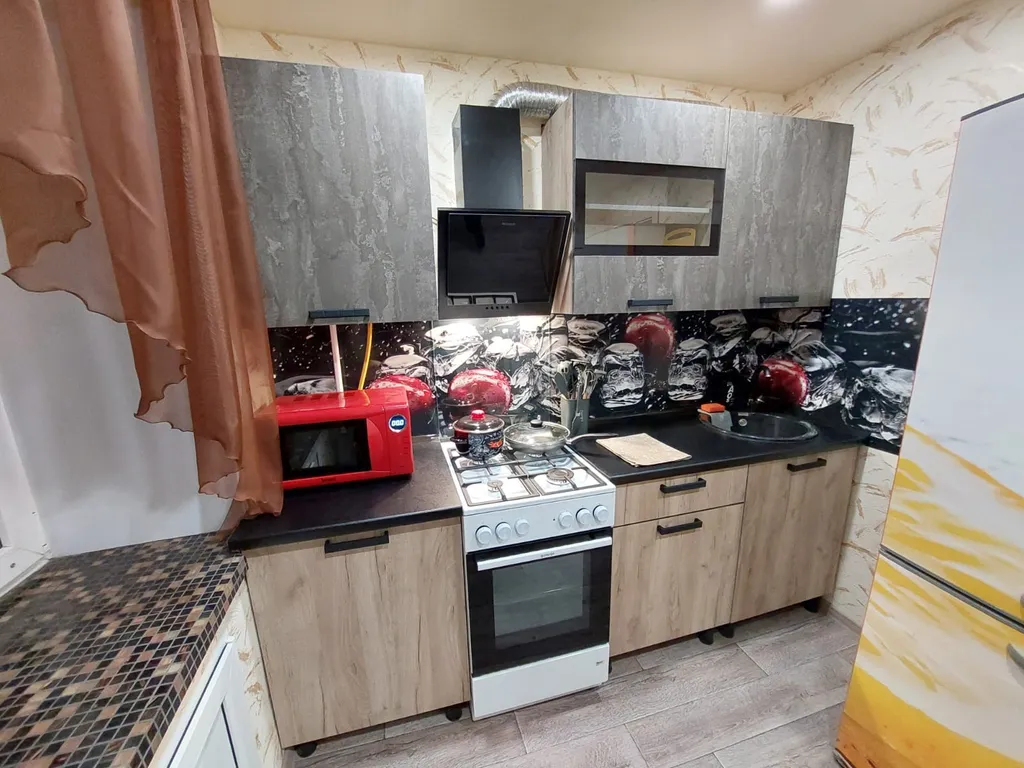 Уютная квартира в центре города — аренда посуточно в Апатиты