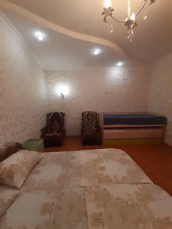 Уютная квартира отдельным входом и своим двориком