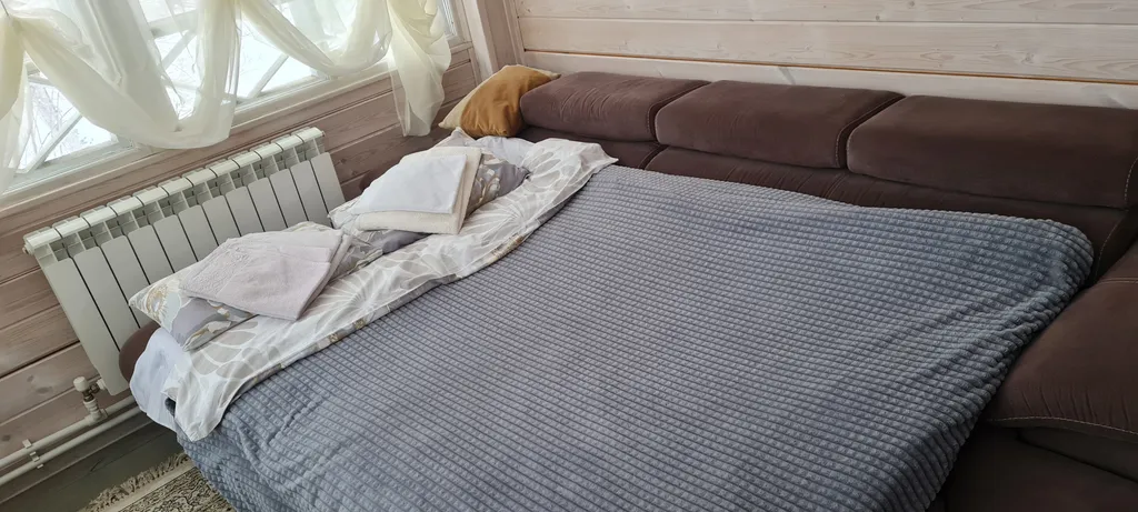 Домик у озера рядом с Москвой