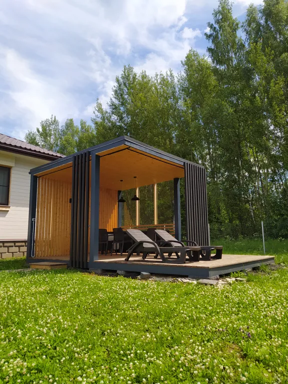 Уютный дом в лесном массиве