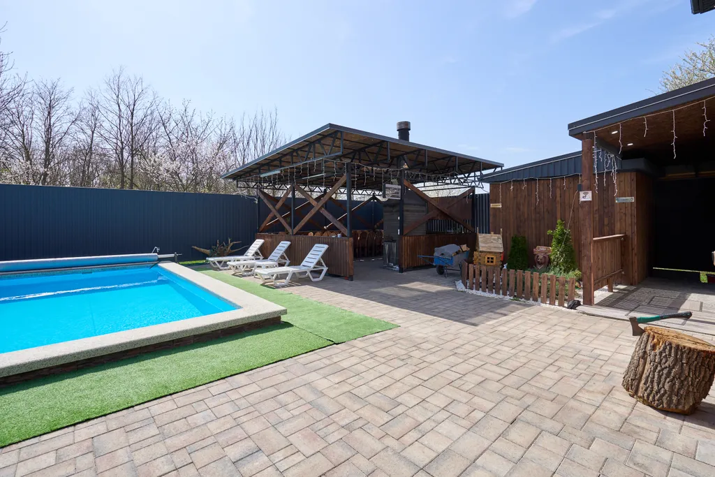 Загородный дом Добрый