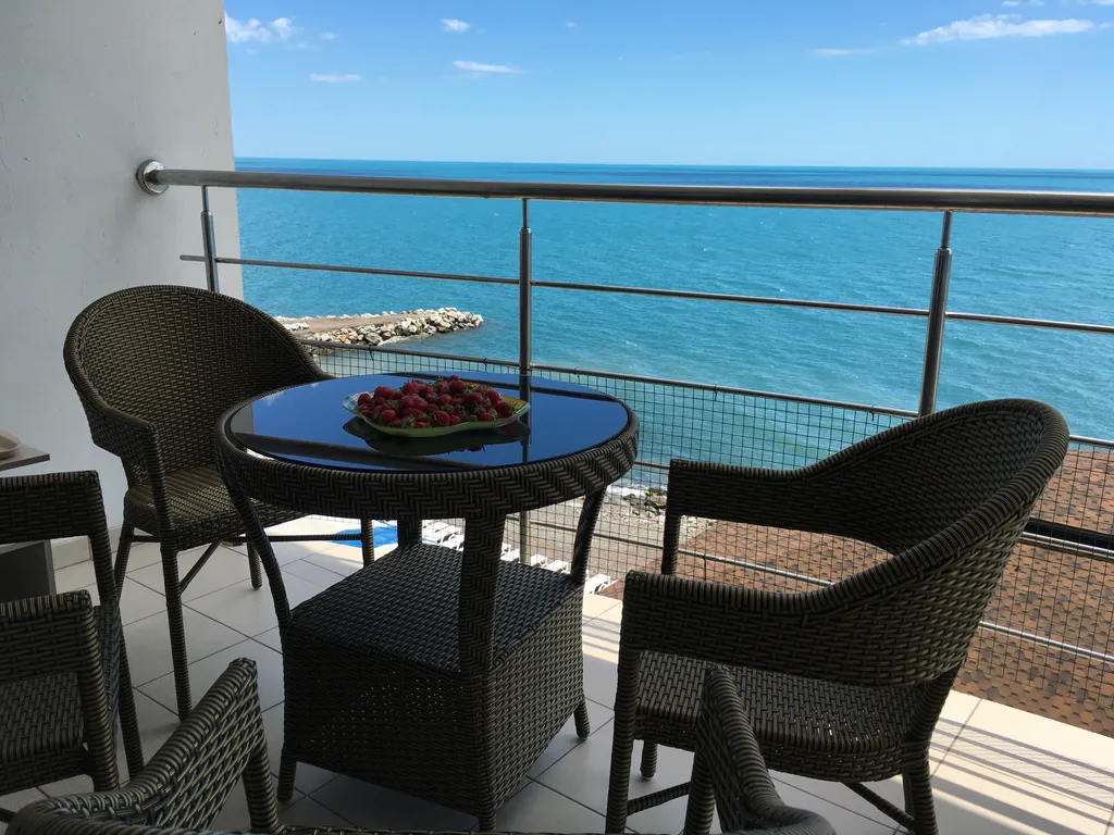 Люкс-студия с видом на море