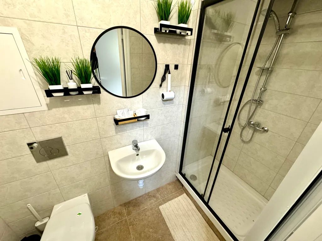 Двухместный улучшенный номер с 1 кроватью (1)